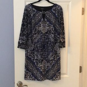 Dress White House/ black market Blue patterned